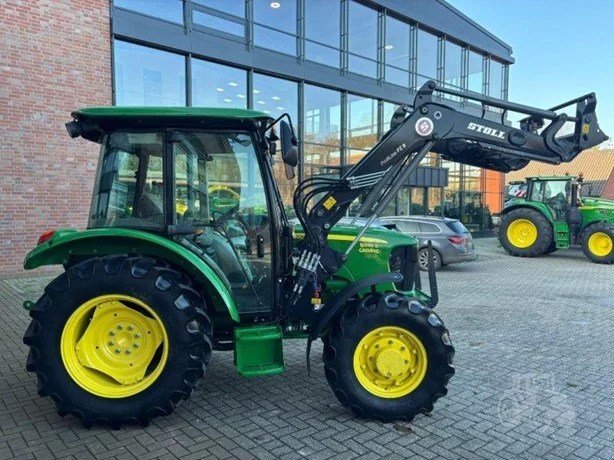 2016 JOHN DEERE 5055E - Image 10
