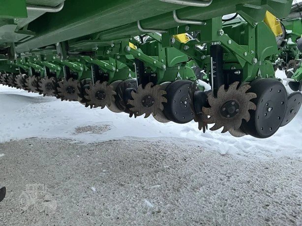 2018 JOHN DEERE 1775NT - Image 9