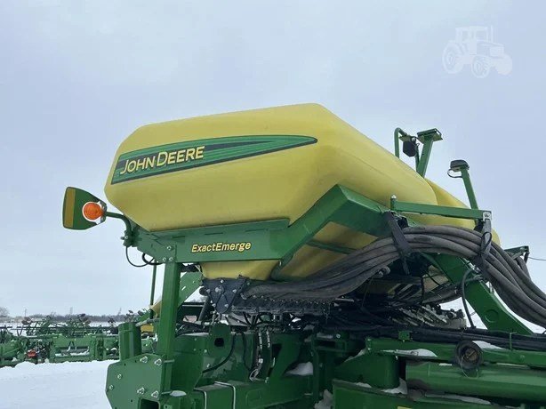 2018 JOHN DEERE 1775NT - Image 7